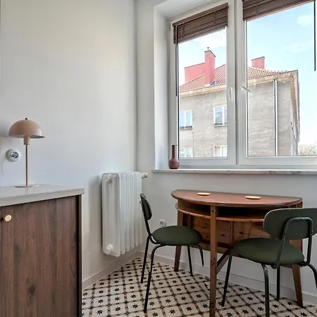 Apartment Wrzeszcz - Trams Nearby - By Rentujemy