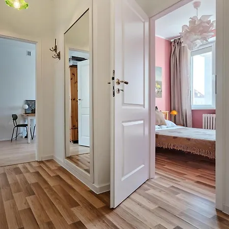 Apartment Wrzeszcz - Trams Nearby - By Rentujemy Gdansk